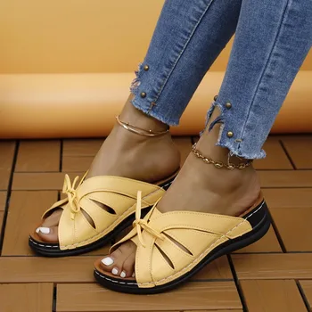  Женская обувь больших размеров 2024 лето Новые удобные женские римские тапочки на танкетке На открытом воздухе Модные повседневные пляжные тапочки Zapatos