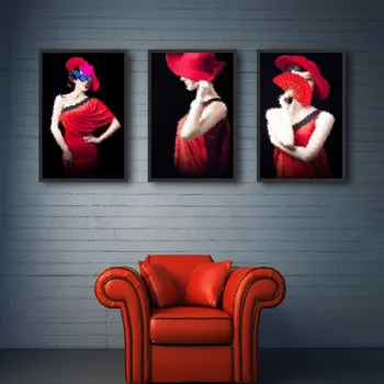 Пушистые красивые женщины с красной юбкой, шляпой и веером Абстрактные плакаты Принты Холст Живопись Гостиная Спальня Украшение коридора